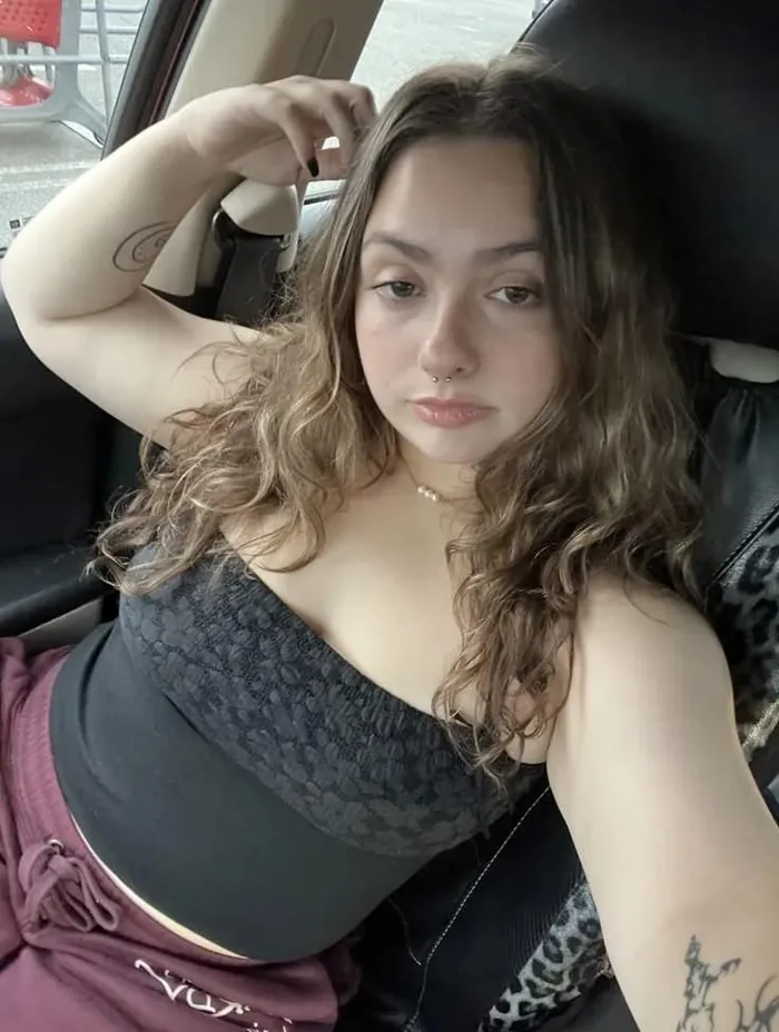 Hülya — Sultangazi escort profili