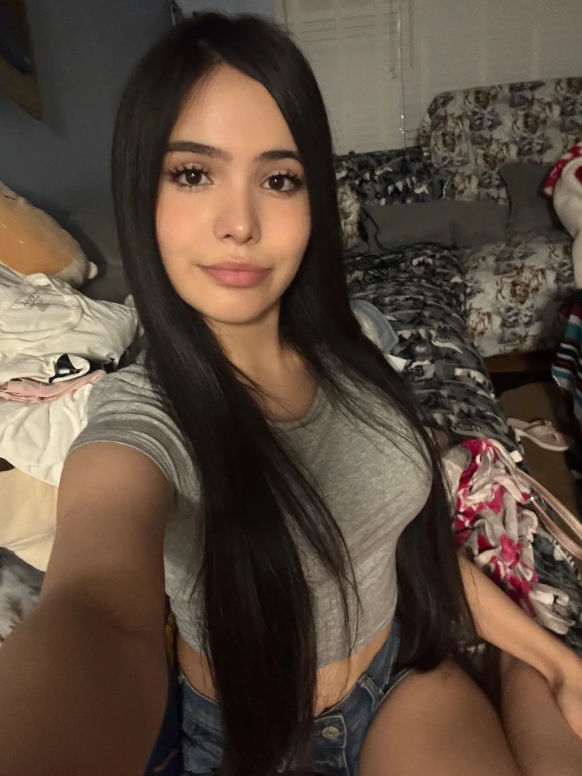 Gökçe Zeytinburnu Escort Bayan